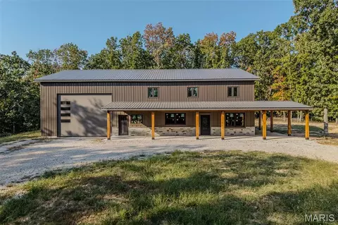 25195 Mcbride Ln, Lebanon, MO 65536