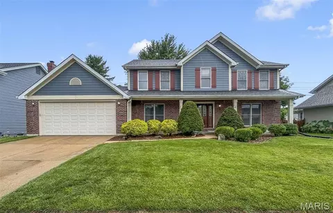 20 Huntington Pkwy, Saint Charles, MO 63301