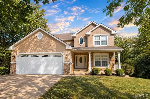 484 Champs Elysees Dr, Bonne Terre, MO 63628