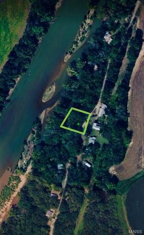 2053 Welch Dr, Hermann, MO 65041
