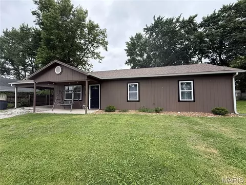 225 E 7th St, Montgomery City, MO 63361