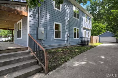 Exterior - 308 Hereford Ave, Ferguson, MO 63135 photo 6 of 13