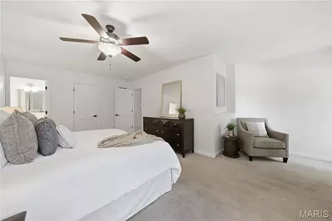 Bedroom - 303 Fox Briar Ln, Ballwin, MO 63021 photo 1 of 4