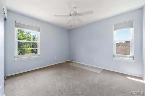 Bedroom - 303 Fox Briar Ln, Ballwin, MO 63021 photo 3 of 4