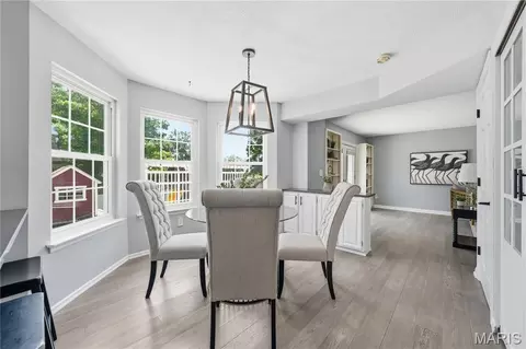 Dining - 303 Fox Briar Ln, Ballwin, MO 63021 photo 2 of 3