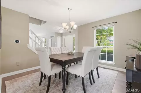 Dining - 303 Fox Briar Ln, Ballwin, MO 63021 photo 3 of 3