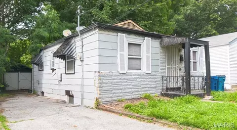 113 Anabel Ave, Ferguson, MO 63135 photo 4