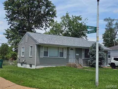 10131 Dwight Dr, Saint Louis, MO 63137