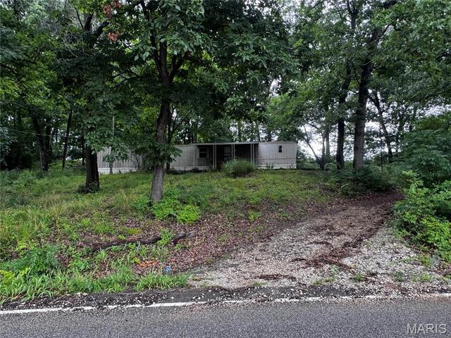2425 Konert Rd, Fenton, MO 63026
