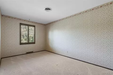 Bedroom - 2976 Highway A, Washington, MO 63090 photo 5 of 8