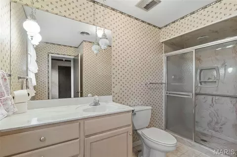 Bath - 2976 Highway A, Washington, MO 63090 photo 2 of 4