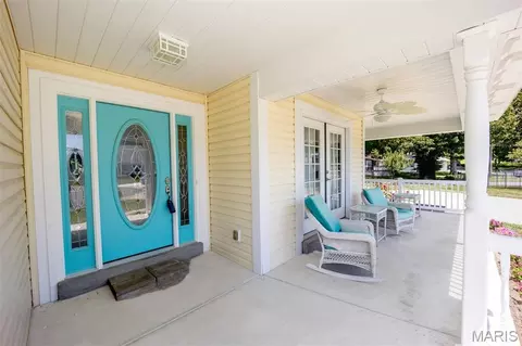 Exterior - 1 Hotel Ct, Imperial, MO 63052 photo 3 of 12