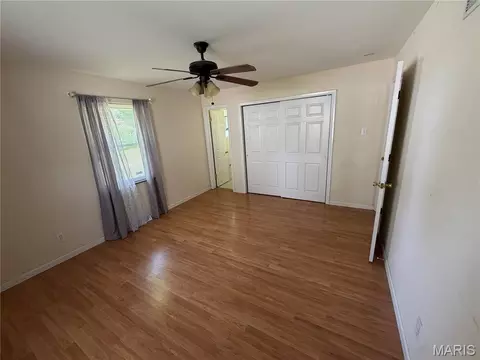 10044 Grosvenor Dr, Riverview, MO 63137 photo 11