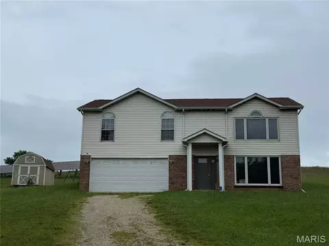 13717 Calico Rd, Fletcher, MO 63030