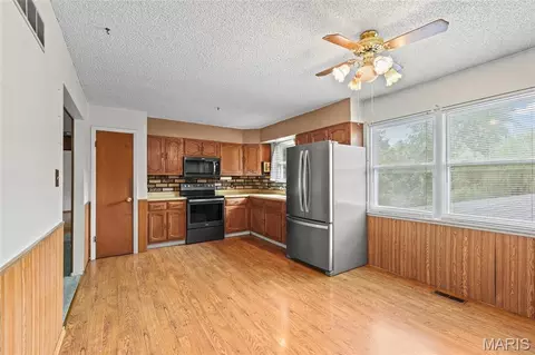 Kitchen - 7798 Dittmer Rd, Dittmer, MO 63023 photo 1 of 3