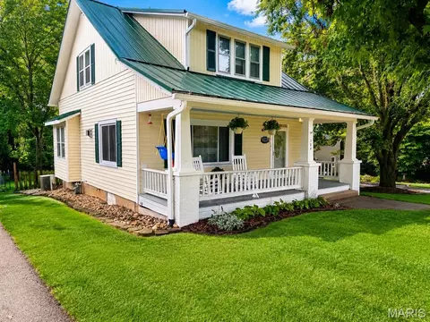 304 Maupin Ave, New Haven, MO 63068