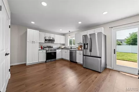 Kitchen - 378 Palermo Dr, Ballwin, MO 63021 photo 1 of 3