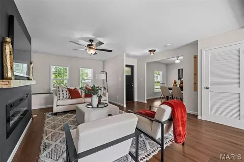 Living - 378 Palermo Dr, Ballwin, MO 63021 photo 1 of 6