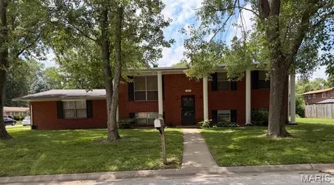 517 Lemans Way, Fairview Heights, IL 62208