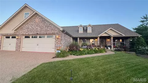 104 Fieldstone Estates Dr, Wentzville, MO 63385
