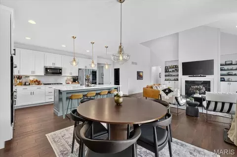 Dining - 16955 Pine Summit Dr, Chesterfield, MO 63005 photo 2 of 2