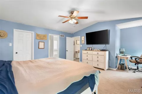 Bedroom - 1818 N Bend Rd, Union, MO 63084 photo 5 of 5