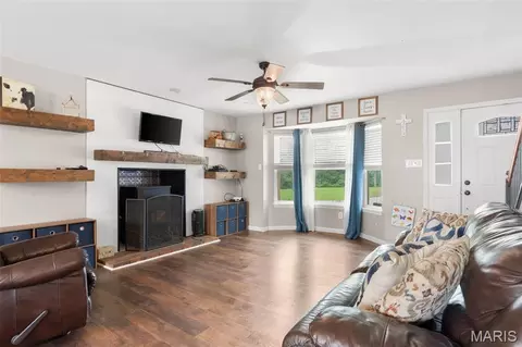 Living - 1818 N Bend Rd, Union, MO 63084 photo 1 of 1