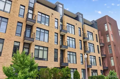 4101 Laclede Ave #407, Saint Louis, MO 63108