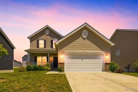 219 Burrograss Dr, Wentzville, MO 63385