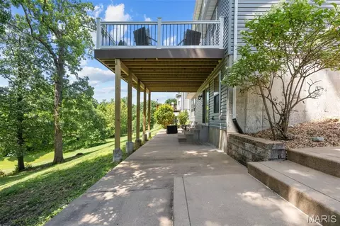 Exterior - 24 Hickory Ct, Arnold, MO 63010 photo 7 of 10