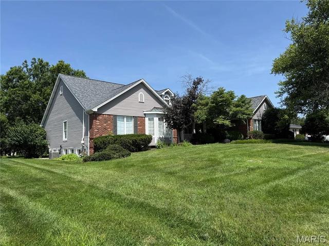 503 Malinmor Dr, Weldon Spring, MO 63304