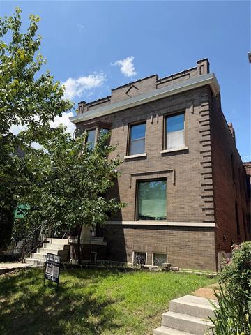 3543 Humphrey St, Saint Louis, MO 63118