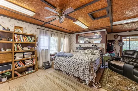 Bedroom - 52 Carter 315, Ellsinore, MO 63937 photo 1 of 2