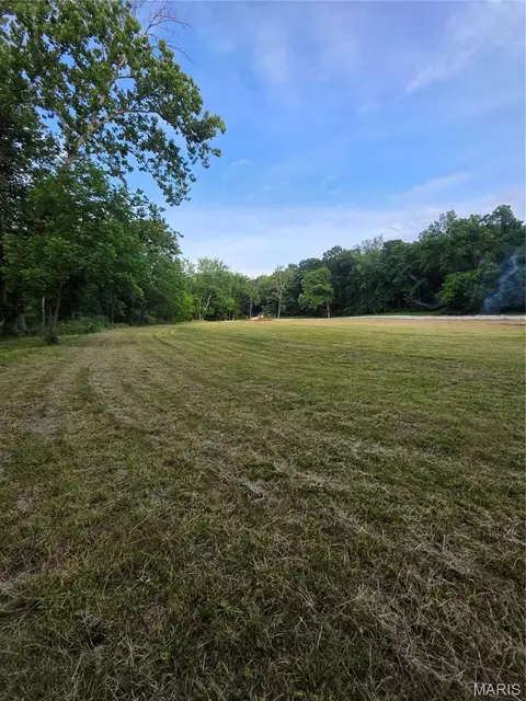 43 Amy Ln, Troy, MO 63379 photo 2