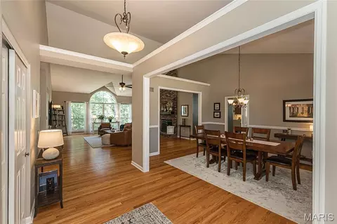 Entry Way - 414 Arbor Glen Dr, Ballwin, MO 63021 photo 1 of 4