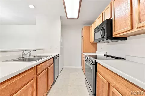 3605 Tracey Rich Rd #2A, Saint Louis, MO 63125