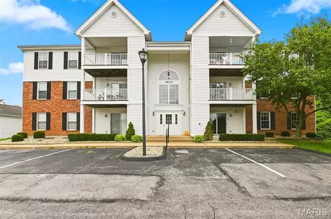 3605 Tracey Rich Rd #2A, Saint Louis, MO 63125