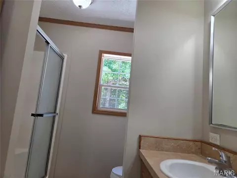 Bath - 3908 Flucom Rd, De Soto, MO 63020 photo 1 of 6