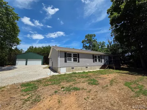 Exterior - 3908 Flucom Rd, De Soto, MO 63020 photo 8 of 8