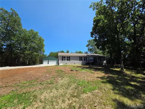 Exterior - 3908 Flucom Rd, De Soto, MO 63020 photo 3 of 8