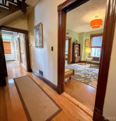 Entry Way - 305 Rand St, Washington, MO 63090 photo 1 of 8