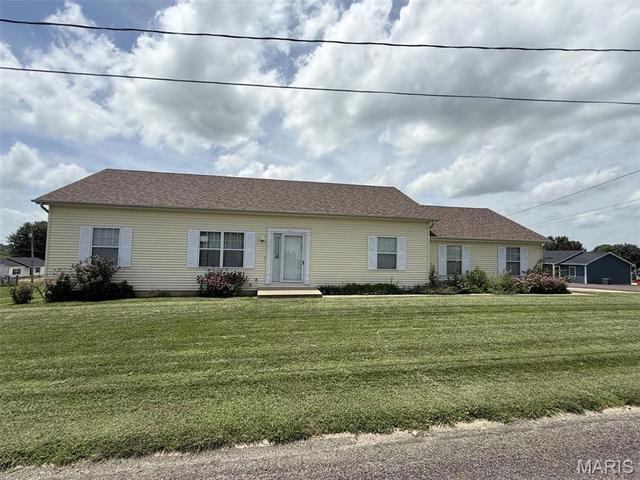2204 Brian St, Vandalia, IL 62471