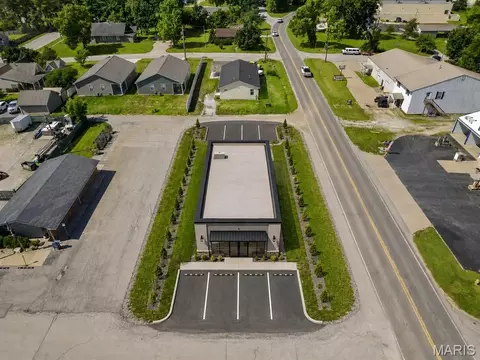 160 W 3rd St, Moscow Mills, MO 63362