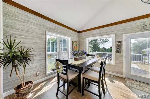Dining - 224 Bennington Dr, Troy, MO 63379 photo 3 of 5