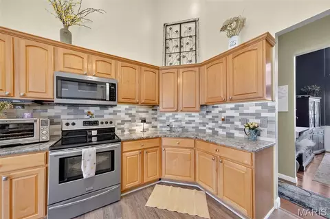 Kitchen - 224 Bennington Dr, Troy, MO 63379 photo 3 of 3