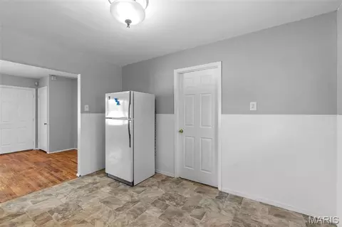 8433 1st St, Berkeley, MO 63134 photo 9