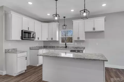 Kitchen - 109 Ventnor Ave, Union, MO 63084 photo 1 of 4