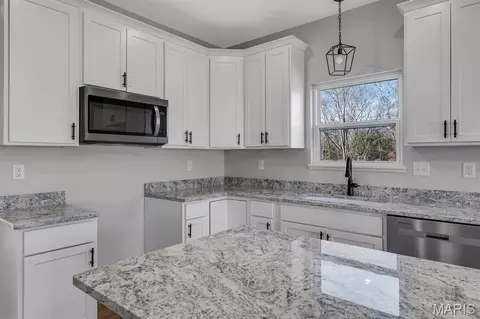 Kitchen - 109 Ventnor Ave, Union, MO 63084 photo 2 of 4