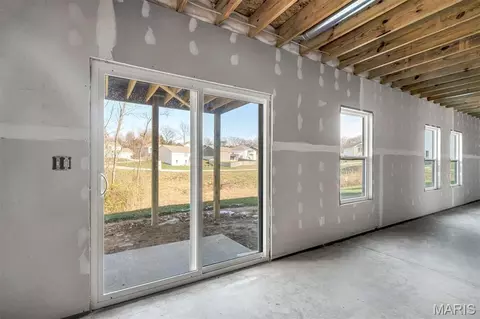 Entry Way - 109 Ventnor Ave, Union, MO 63084 photo 3 of 3