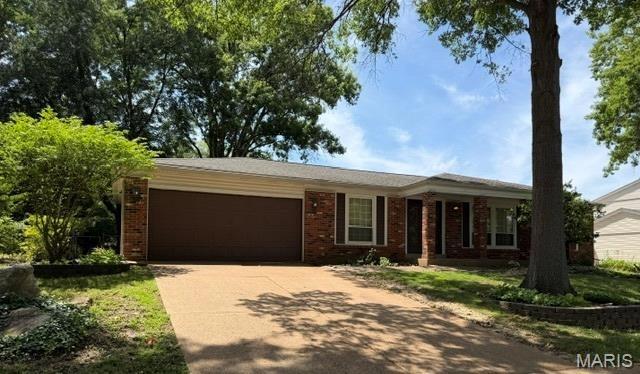 5615 Wieland Dr, Saint Louis, MO 63128